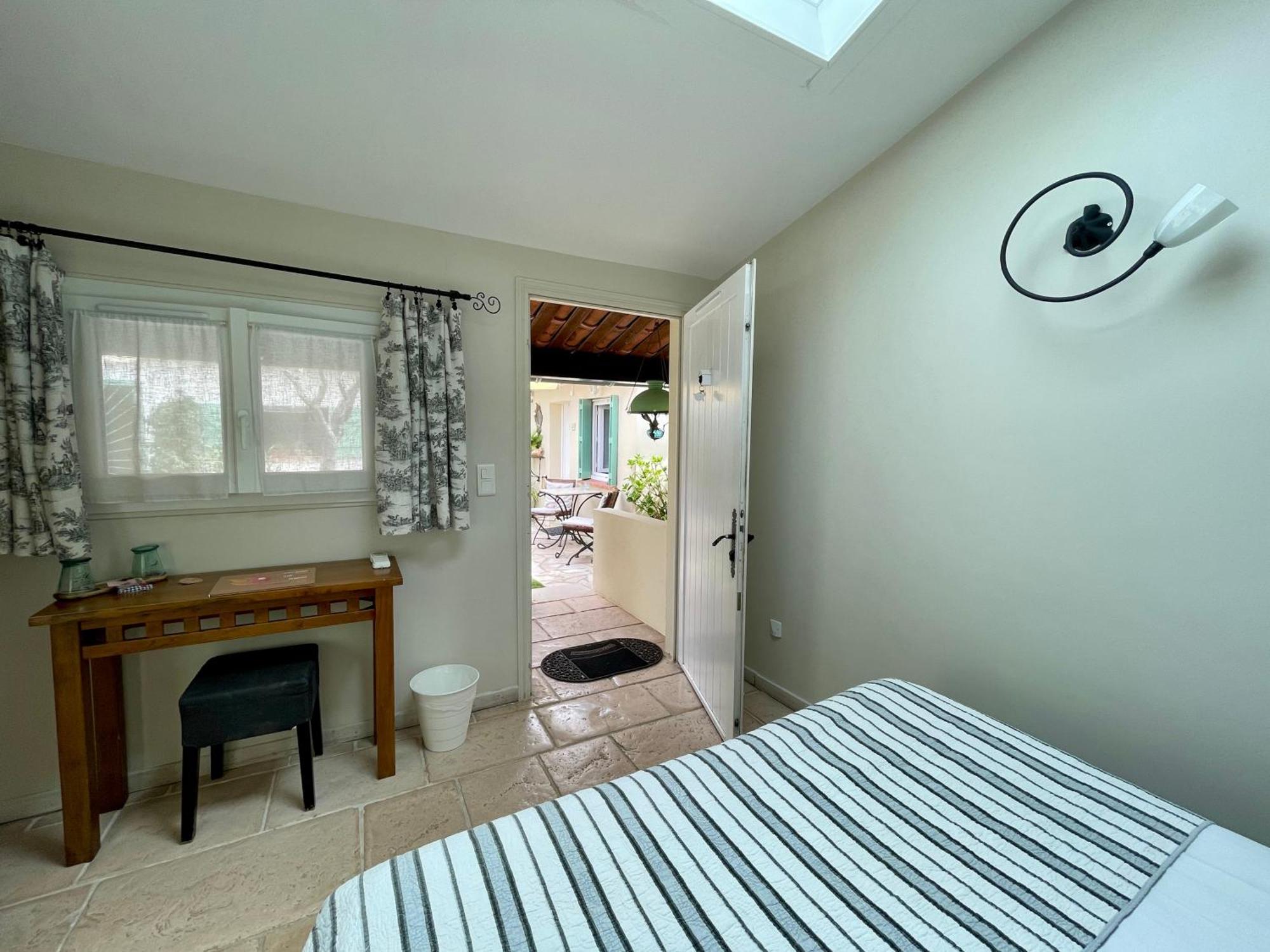 Hotel La Jabotte Antibes Zimmer foto